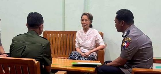 El hijo de Aung San Suu Kyi pide a la ONU verificar la situación de su madre en Birmania