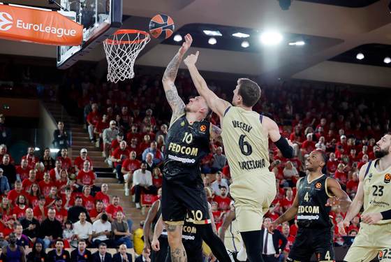 79-70. El Barça se despide de la Euroliga