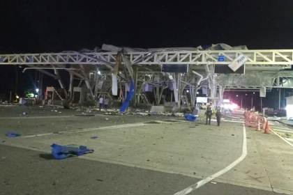 Cuatro mujeres heridas por explosión de carro bomba en vía de Casanare, este de Colombia