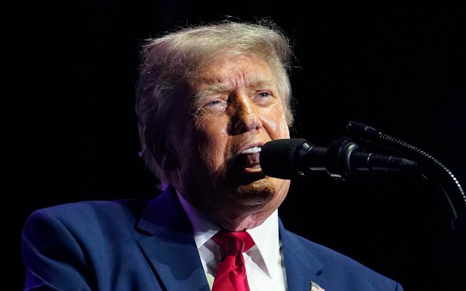 Trump convierte el inicio de los festejos de la independencia en un mitin electoral