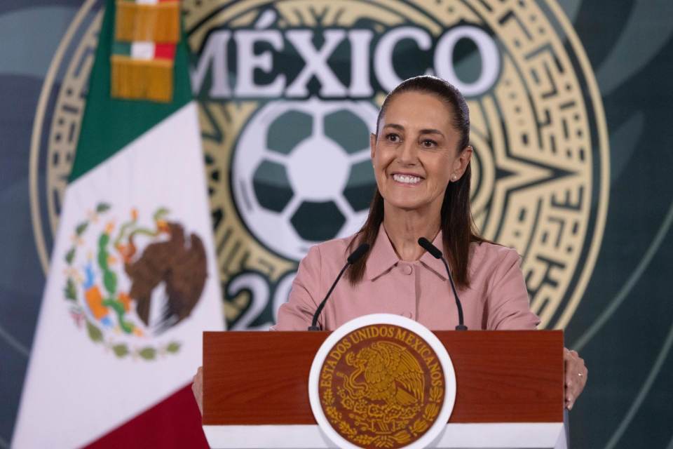 Sheinbaum tratará de ver jornada inaugural del Mundial en el Zócalo, pese a protestas