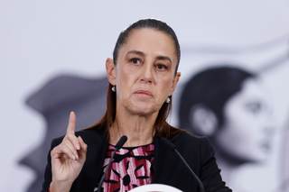 Sheinbaum reconoce "acercamiento" entre México y España antes de su viaje a Barcelona