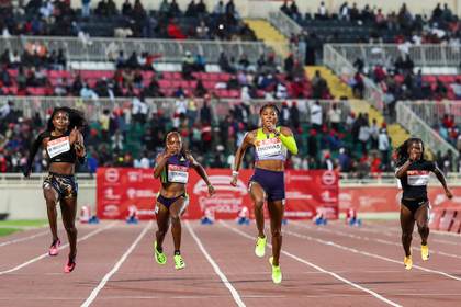 La estadounidense Gabby Thomas logra el doblete en 100 y 200 metros en el Keino Classic
