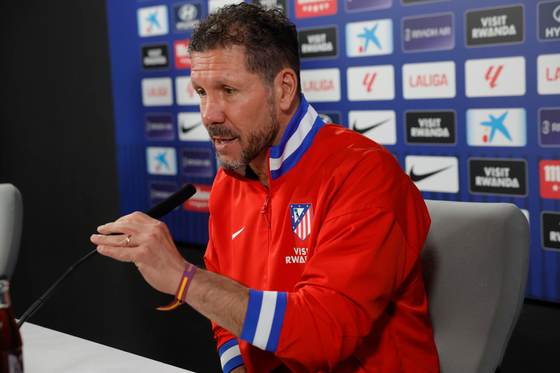 Simeone y la motivación en Sevilla: "Por tener esta camiseta, el escudo, la gente..."
