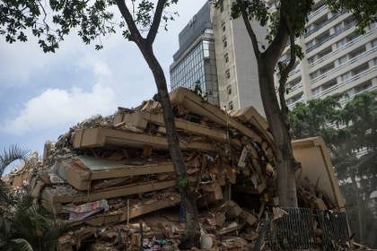 Más de 100 edificios colapsados en La Guaira, estado con mayor afectación por terremotos