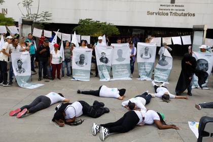 La violencia contra líderes sociales persiste en Colombia, con 165 asesinatos en 2025