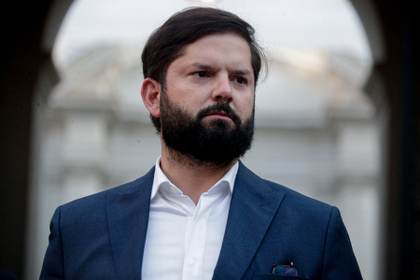 De prometer el fin del neoliberalismo a la moderación: los cuatro años de Boric en Chile