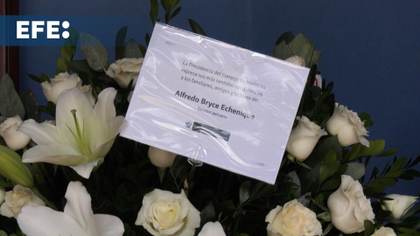 Los restos de Bryce Echenique serán cremados y esparcidos en el mar donde pasó su infancia