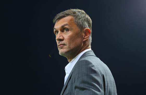 Paolo Maldini afronta la misión de reconstruir el fútbol italiano