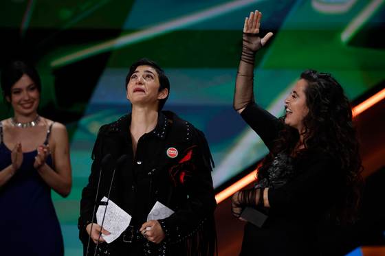 'Flores para Antonio', compuesta por Alba Flores para su padre, Goya a mejor canción