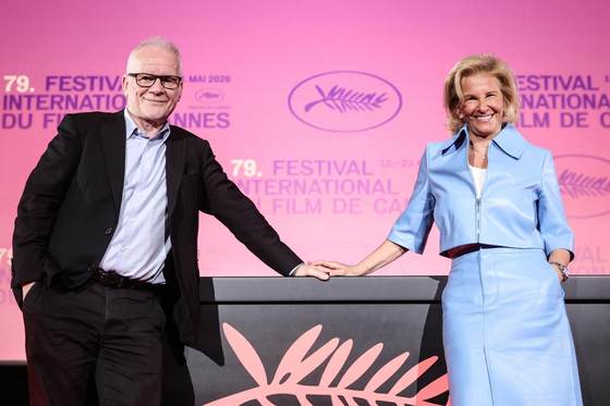 Almodóvar competirá con 'Amarga Navidad' por la Palma de Oro del Festival de Cannes