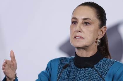 Sheinbaum pide a periodistas en riesgo buscar protección tras asesinato de Roxana Ramírez