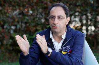 De la Espriella activa una transición inédita en Colombia, en medio de la tensión política