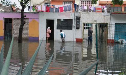 México alerta a la población de seis estados del país ante pronóstico de lluvias intensas