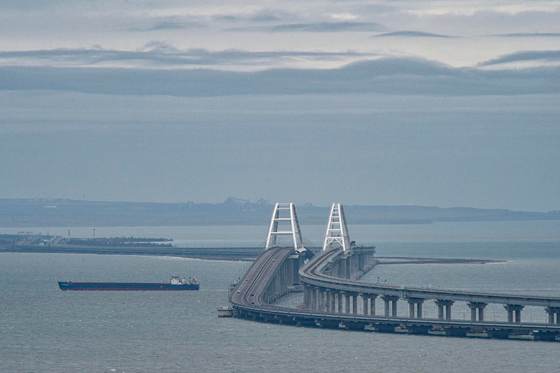 Ucrania redobla sus ataques con drones para aislar a Crimea del resto de Rusia