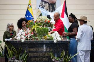 Oficialismo venezolano marcha para reivindicar el legado de Chávez, "más vivo que nunca"