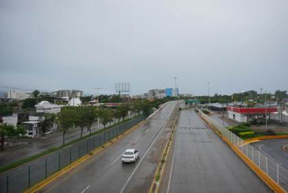 Simón cambia de trayectoria y permanecerá más tiempo frente a costas del Pacífico mexicano