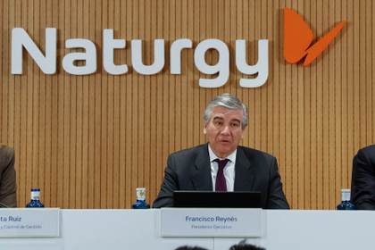 El fondo CVC vende su participación del 13,8 % en Naturgy, valorada en unos 4.000 millones