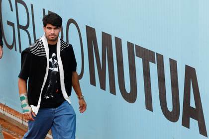 Alcaraz vuelve a la Caja Mágica para ver jugar a su hermano Jaime