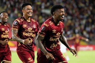 3-0. Tolima somete a Nacional y mantiene el liderato del Grupo B