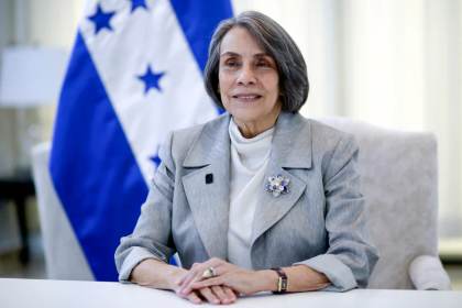Confirman asistencia del presidente hondureño Asfura a la Cumbre Iberoamericana en Madrid