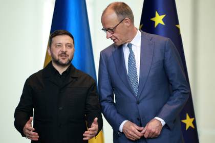 Zelenski dice que cooperará con sus socios para fabricar misiles antibalísticos en Europa