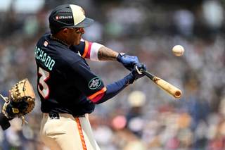 12-7. Los Diamondbacks vienen de atrás para derrotar a los San Diego Padres en México