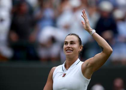 Sabalenka escapa del lío ante Kessler