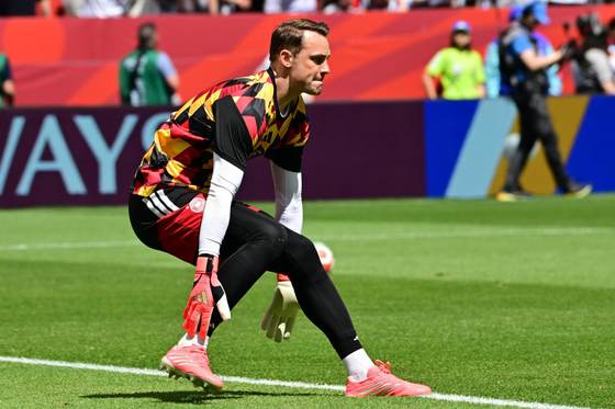 Manuel Neuer añade a su leyenda el récord de partidos mundialistas de un portero