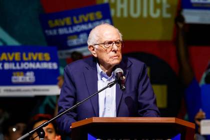 Bernie Sanders pide votar por un impuesto a los multimillonarios de California