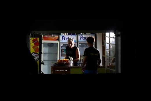 Cuba se recupera lentamente del apagón parcial masivo por un fallo en una central térmica