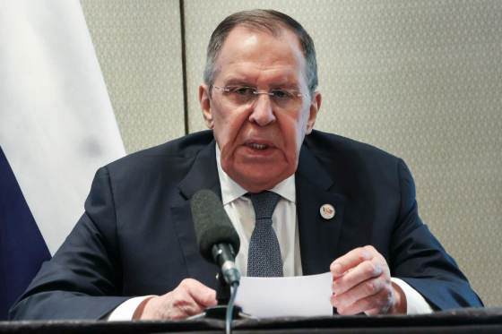 Lavrov acusa a Alemania de iniciar una "guerra de verdad" contra Rusia