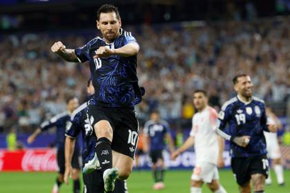 Como en 2022, Argentina sigue brillando bajo la batuta de Lionel Messi
