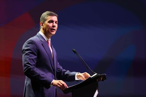 Presidente paraguayo Peña se reúne con congresistas de EE.UU. y repasa relación bilateral