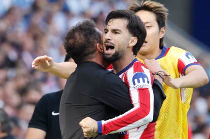 Simeone alaba a Baena: "Está más contundente, fuerte y seguro"