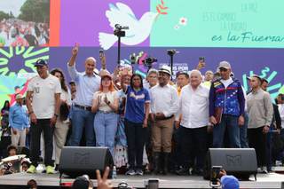 Delcy Rodríguez encabeza una caravana en el cierre de la peregrinación contra sanciones