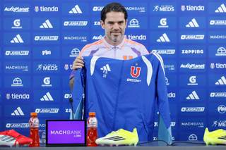 Gago llega a la U de Chile para formar un equipo "competitivo y protagonista"