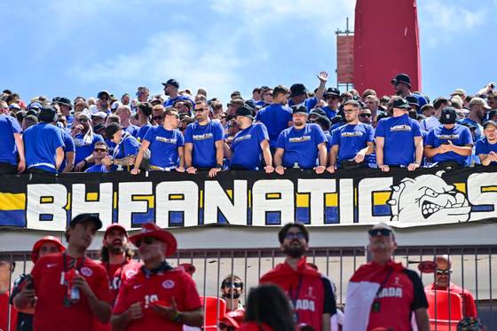 La Policía arrestó a dos aficionados bosnios antes del Canadá-Bosnia en el Toronto Stadium