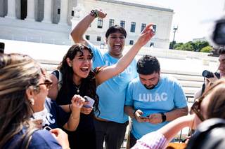 Supremo de EE.UU. considera ilegal la orden de Trump que limita ciudadanía por nacimiento