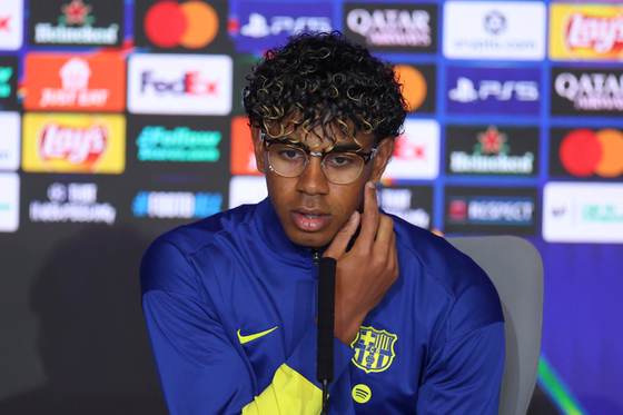 Lamine Yamal: “Pensar en Lebron, cómo lo hizo él y ojalá me salga igual"