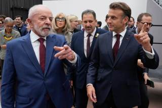Macron felicita a Lula en las elecciones en Brasil y le invita a trabajar juntos por "un mundo más justo"