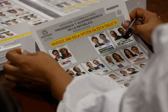 Colombia vota en primera vuelta para elegir al sucesor del presidente Gustavo Petro