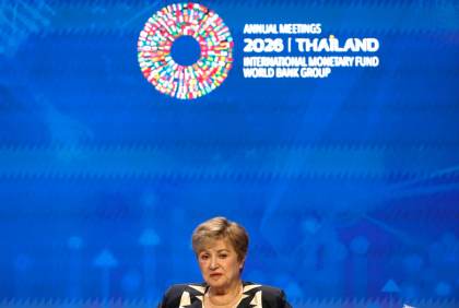 La IA salva un desigual crecimiento global y deuda al alza: claves del informe del FMI