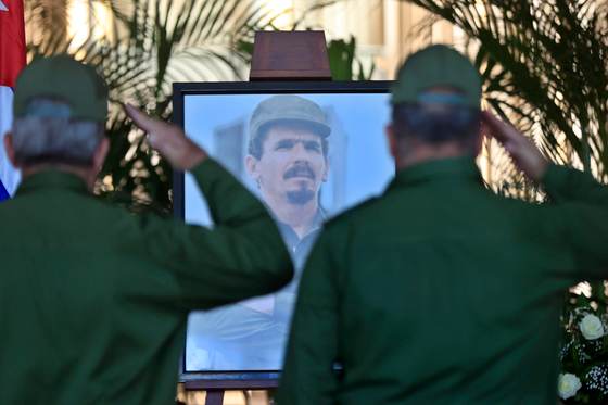 Cuba despide a Ramiro Valdés mientras EEUU redobla la presión con más sanciones