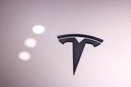 Tesla presenta en Texas el Cybercab, su apuesta por los robotaxis autónomos