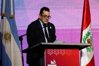 Abucheos contra el representante de Milei en la Feria del Libro de Buenos Aires