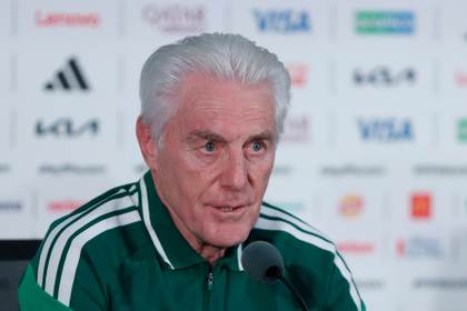Broos concede el favoritismo a México en el partido inaugural