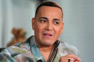 Víctor Manuelle reúne a sus amigos en álbum navideño que celebra a Puerto Rico y su diáspora