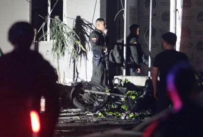 Detonan un coche bomba ante una estación policial en Los Patios, en el norte de Colombia