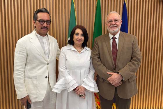 Italia llevará a la FIL de Guadalajara más de 60 escritores y el recuerdo de Umberto Eco